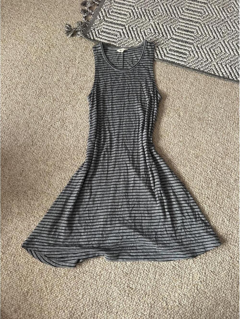 Madewell gray & black striped